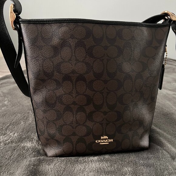Coach Handbags - Coach Bucket bag